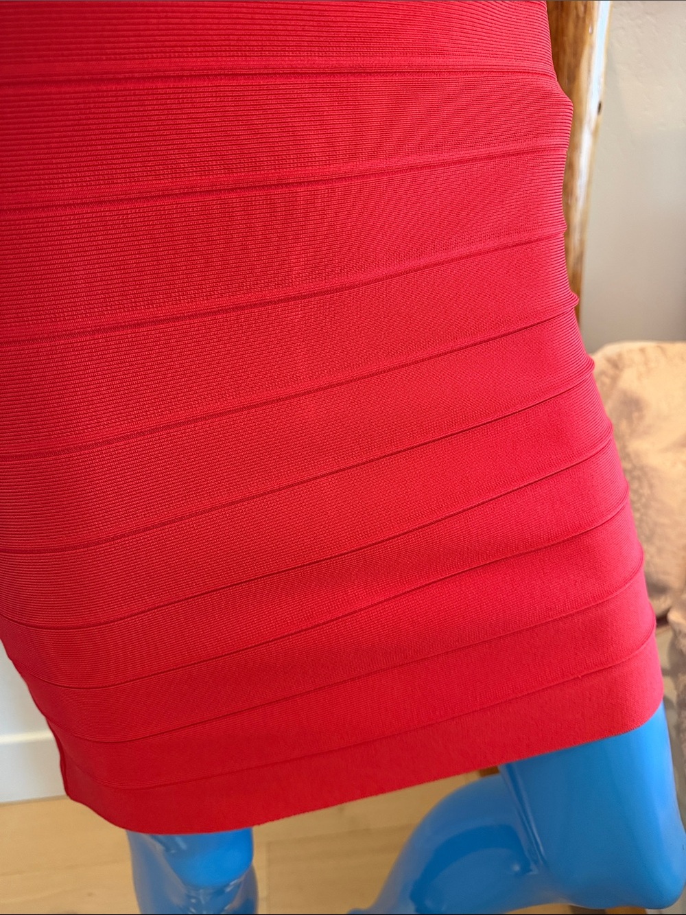 Herve Leger Red Short Sleeve Bodycon Bandage Mini Dress with Front Cutout - Picture 8 of 9